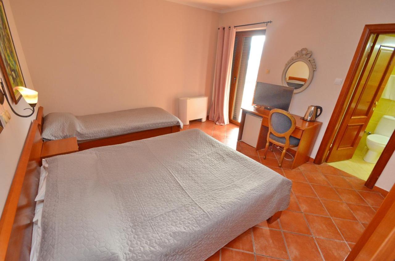 Hotel Meduza Bečići エクステリア 写真